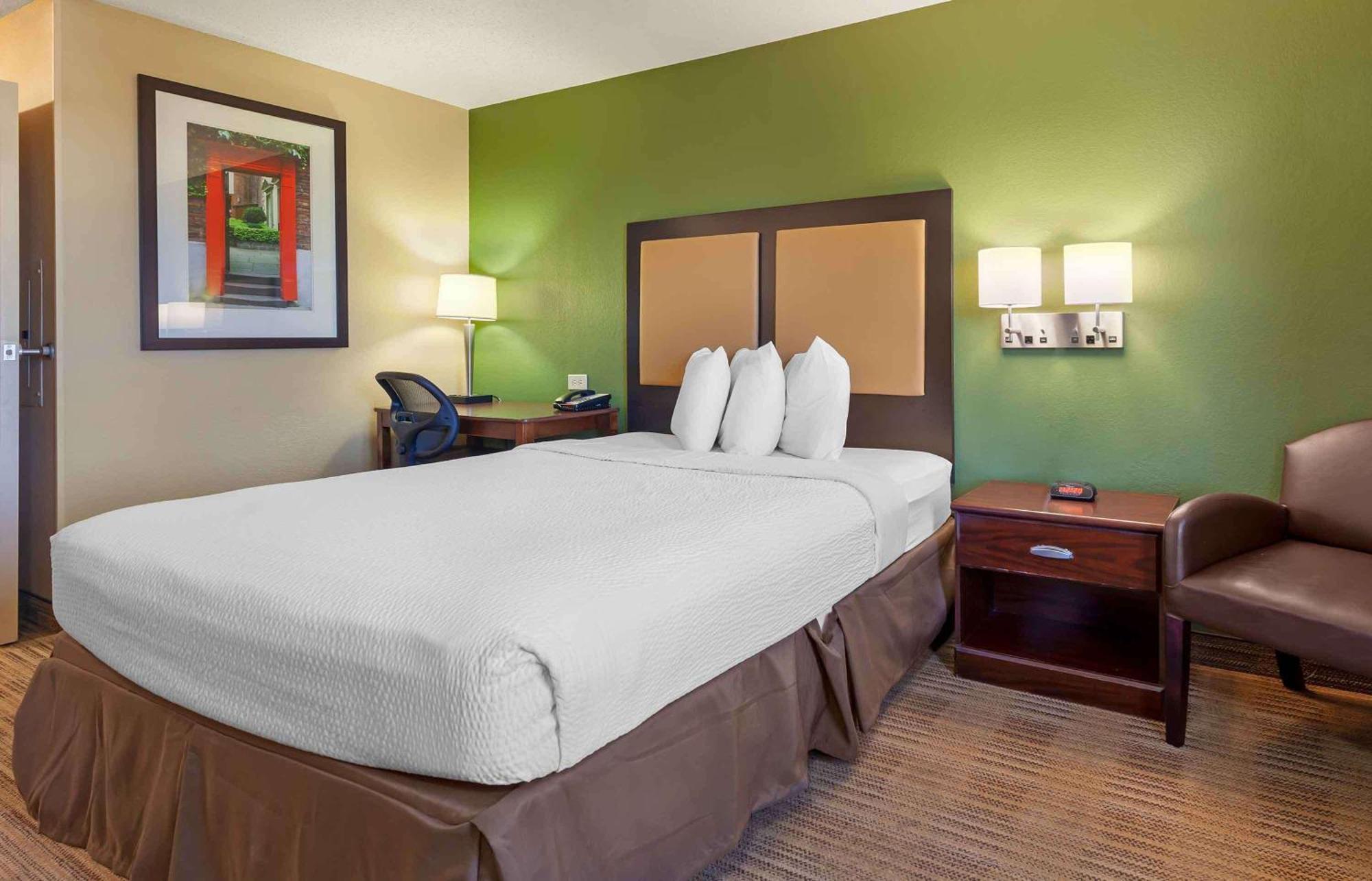 Extended America - Madison - Junction Court Hotel